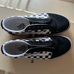 Black and white checkered vans size 9 women’s